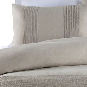 New SURYA Upton Metallic Collection Linen Duvet Set